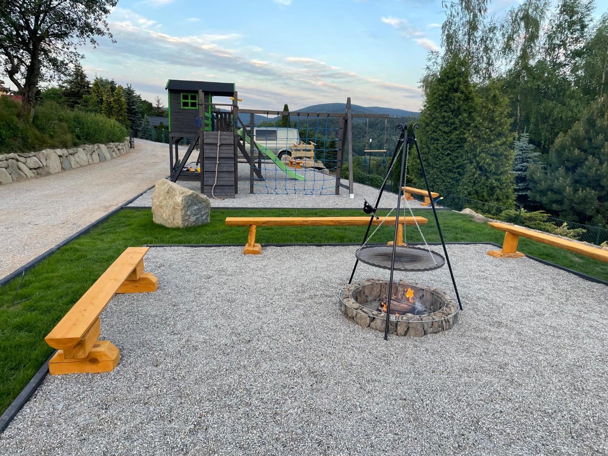 Domek Drewniany W Gorach Jacuzzi & Balia - Osada Chelm Stroza  Exterior photo